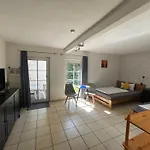 Schoenes Ferienhaus&monteurzimmer Direkt In Lich, Ruhige&zentrale Lage