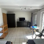 Schoenes Ferienhaus&monteurzimmer Direkt In Lich, Ruhige&zentrale Lage * Lich