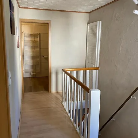 Schoenes Ferienhaus&monteurzimmer Direkt In Lich, Ruhige&zentrale Lage *