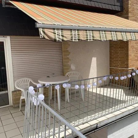 Hébergement de vacances Schoenes Ferienhaus&monteurzimmer Direkt In Lich, Ruhige&zentrale Lage *