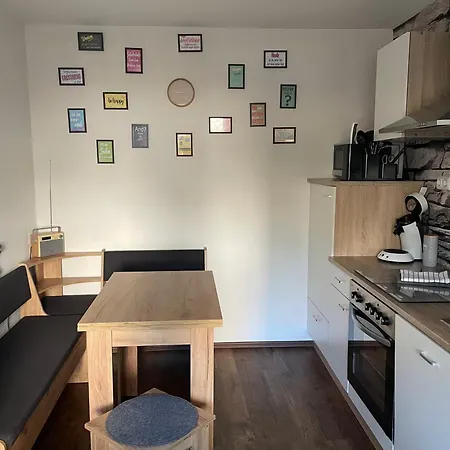 Schoenes Ferienhaus&monteurzimmer Direkt In Lich, Ruhige&zentrale Lage * Lich