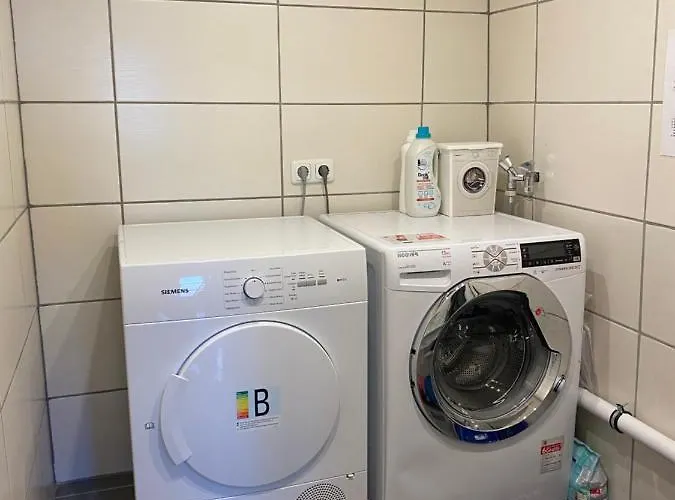 Schoenes Ferienhaus&monteurzimmer Direkt In Lich, Ruhige&zentrale Lage Semesterbostad *