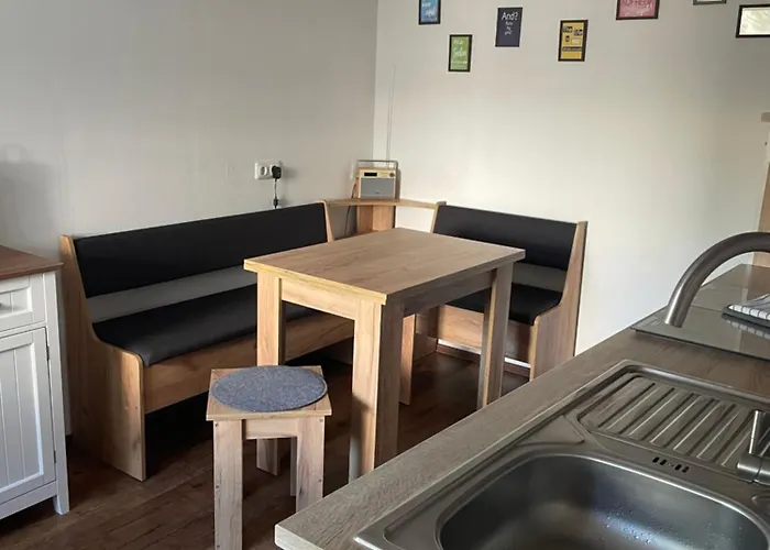 Semesterbostad Schoenes Ferienhaus&monteurzimmer Direkt In Lich, Ruhige&zentrale Lage